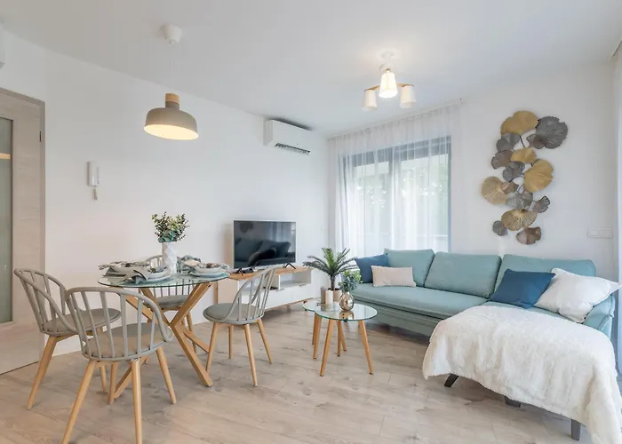 Casa Romana By Bltn